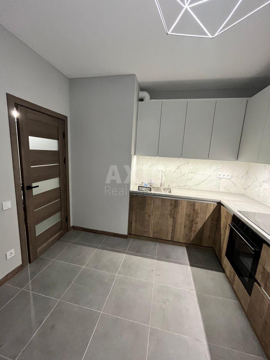 1k apartment vul. Kanal'na 8Б0