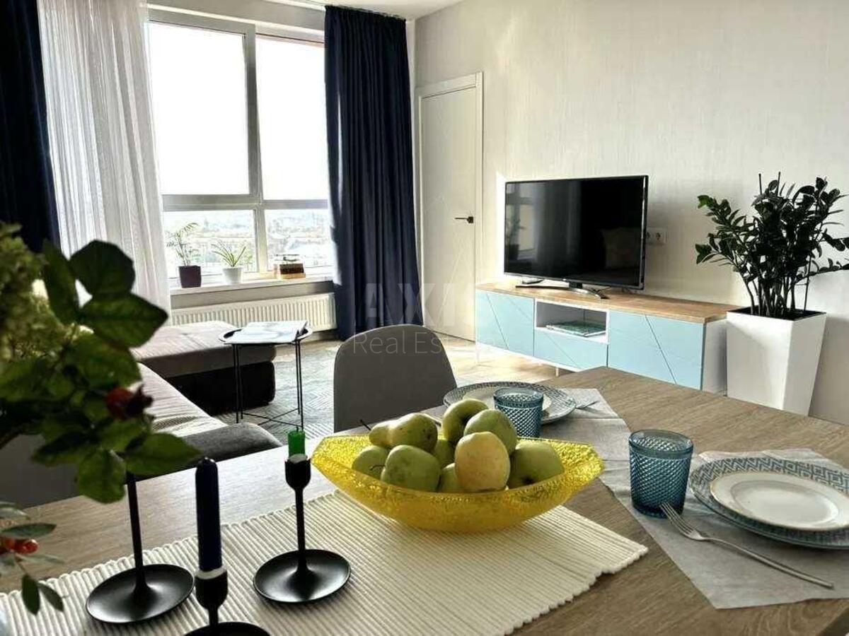 1k apartment vul. Lypkivs'kogo Vasylja Mytropolyta 110