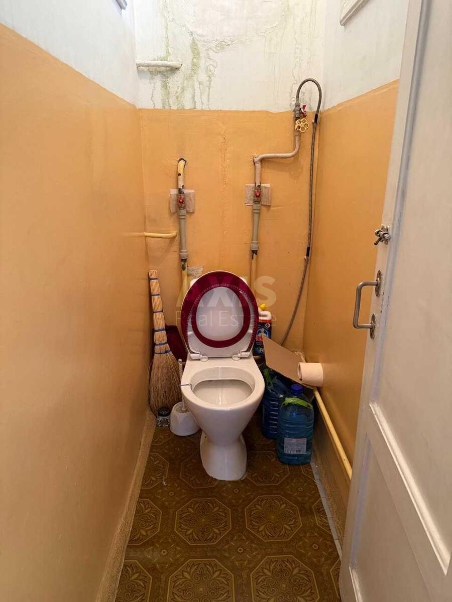 3k apartment vul. Lavrs'ka 68