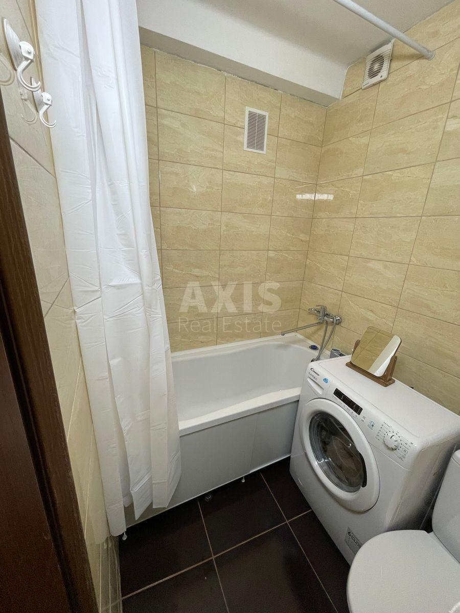 1k apartment vul. Lytvynenko-Vol'gemut 1В7