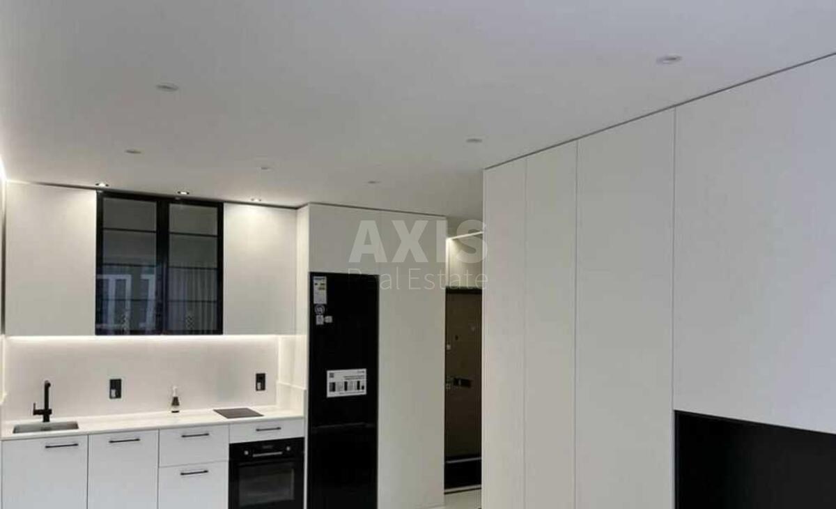 1k apartment vul. Saljutna 2Б4
