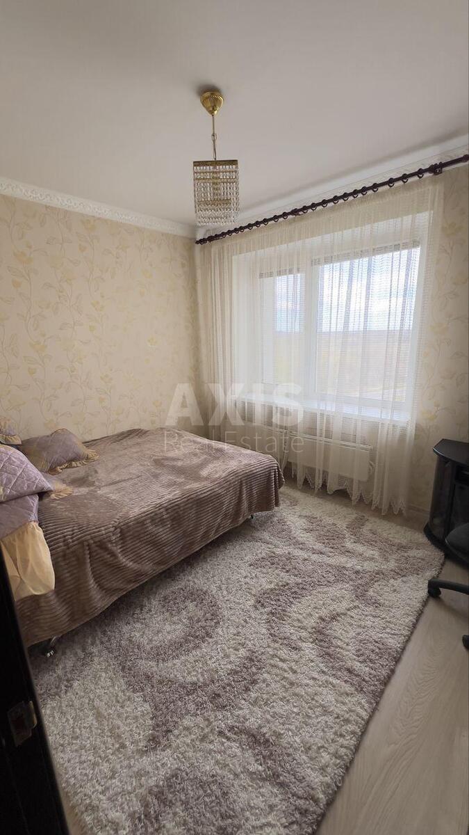 4k apartment vul. Bal'zaka Onore de 45