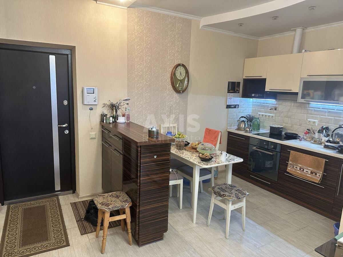 2k apartment vul. Mukachivs'ka 8