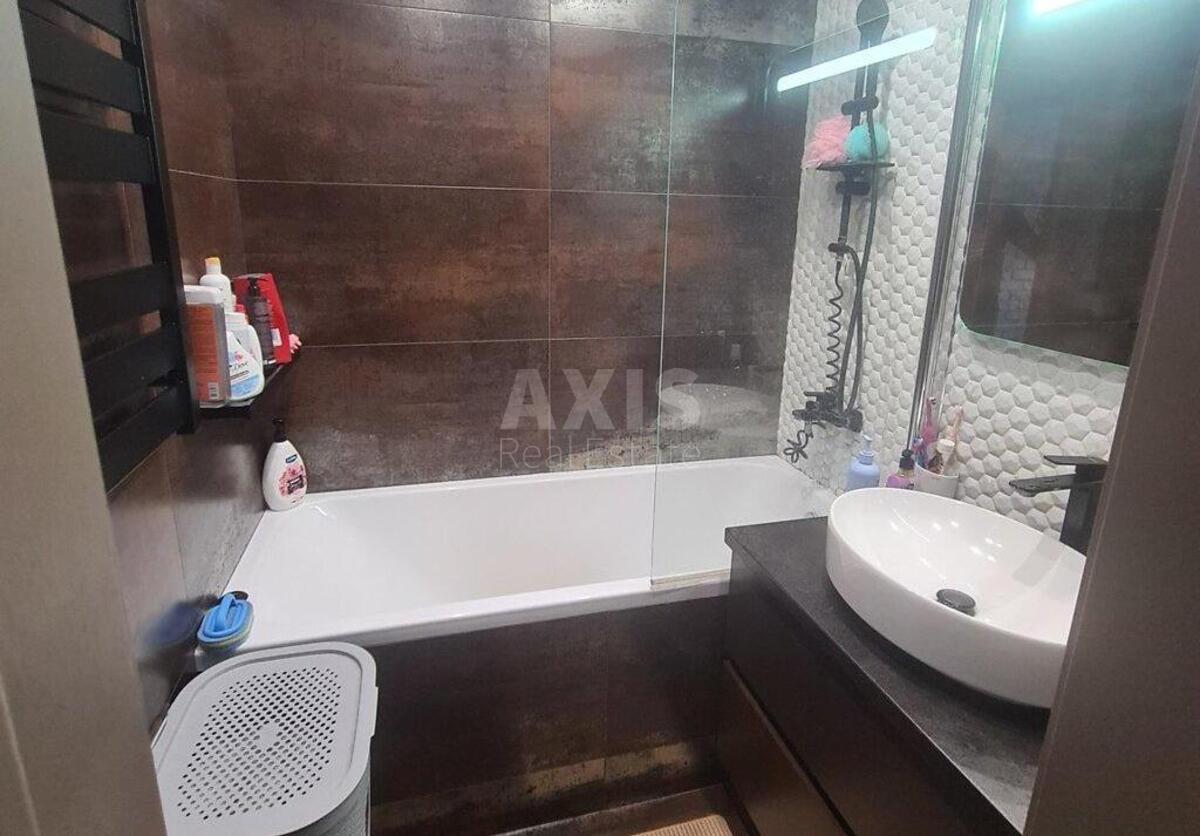 3k apartment vul. Olevs'ka 3Б11