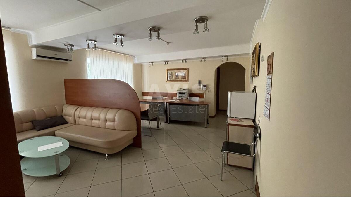 1k apartment vul. Dragomyrova Myhajla 14