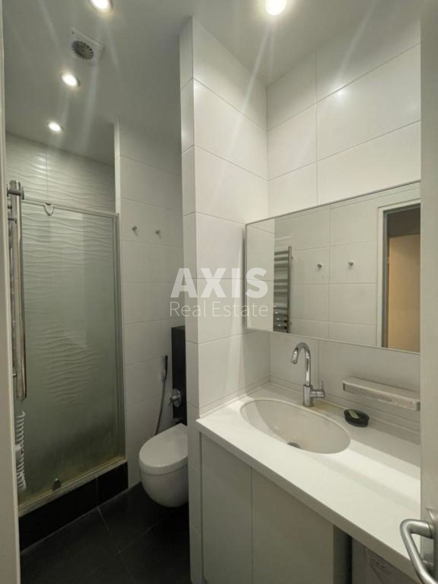 3k apartment vul. Jevgena Konoval'cja 44а5