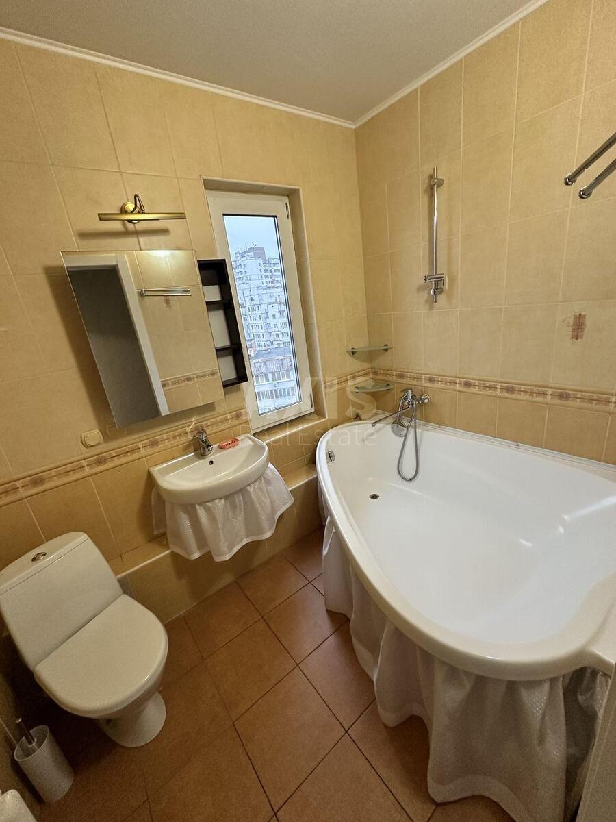 3k apartment vul. Jablons'koi' Tetjany 61