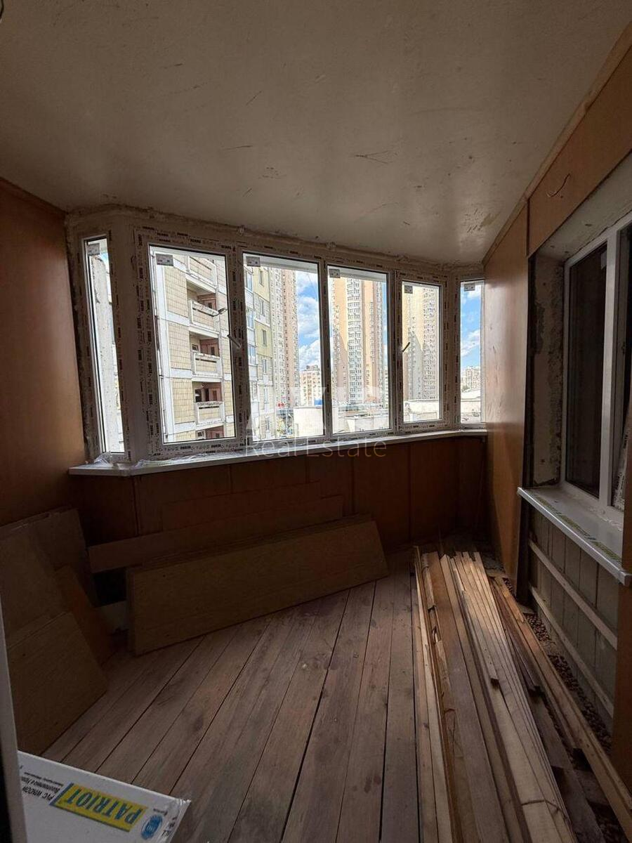 3к квартира ул. Драгоманова 23605782