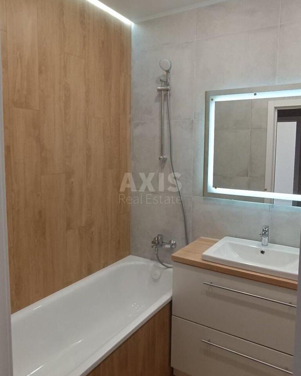 1k apartment vul. Myhajla Maksymovycha 26В8