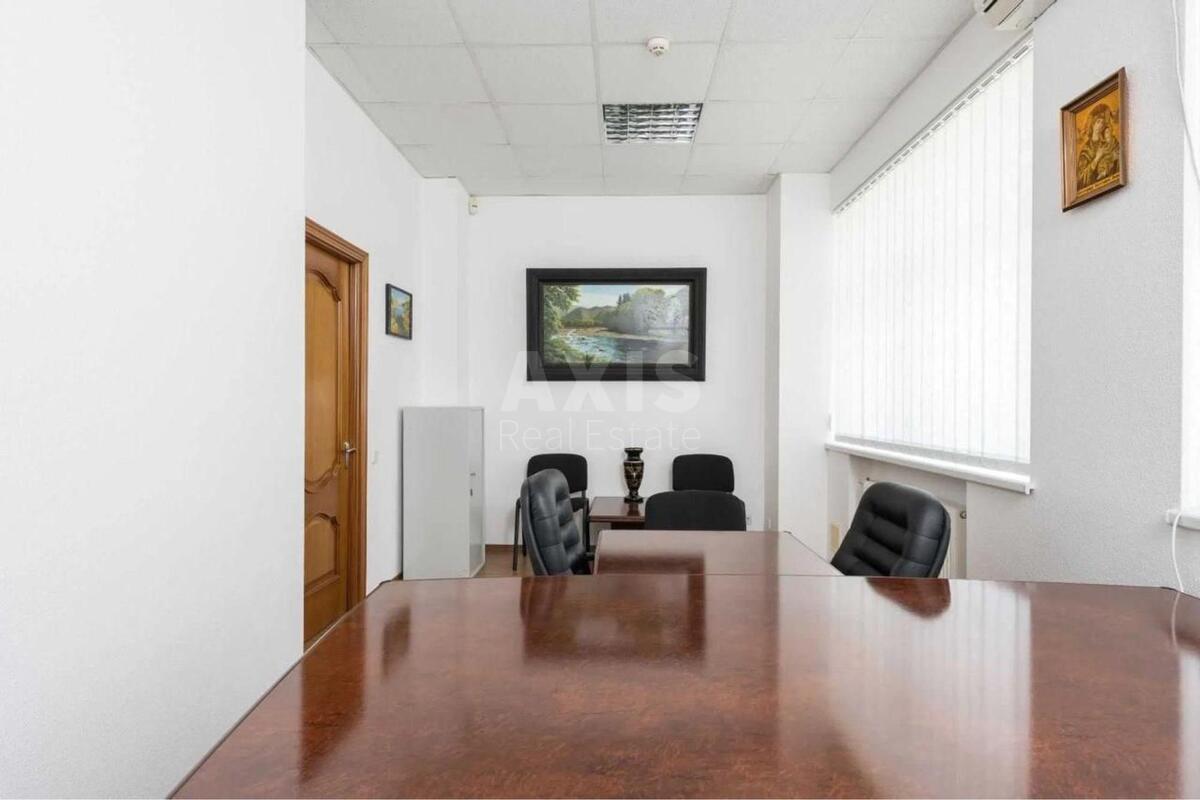 Office vul. Bereznjakivs'ka 29, 612m2590163