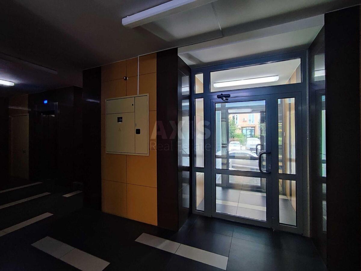 Office vul. Regeneratorna 4, 87m213
