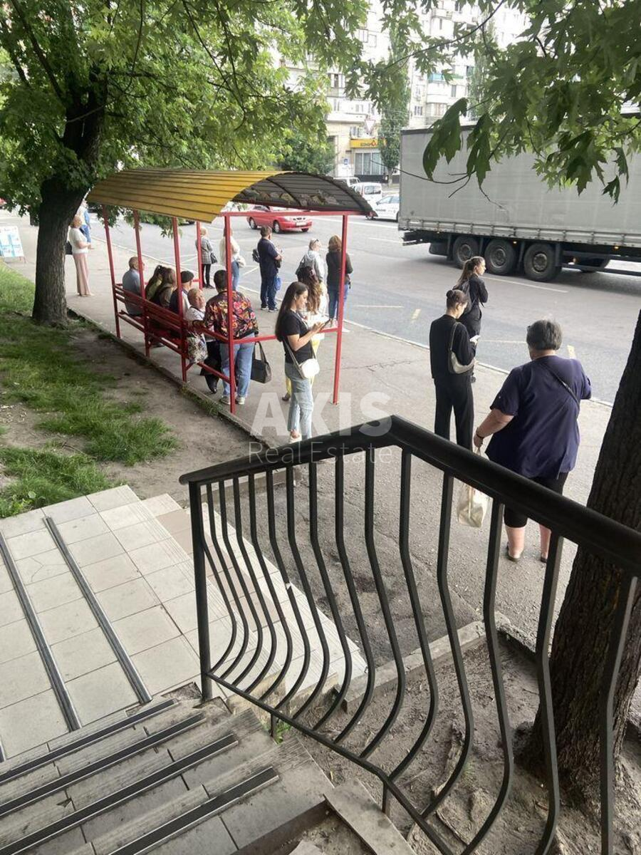 Объект торговли пр-т Леонида Каденюка 2/35, 70м2603970