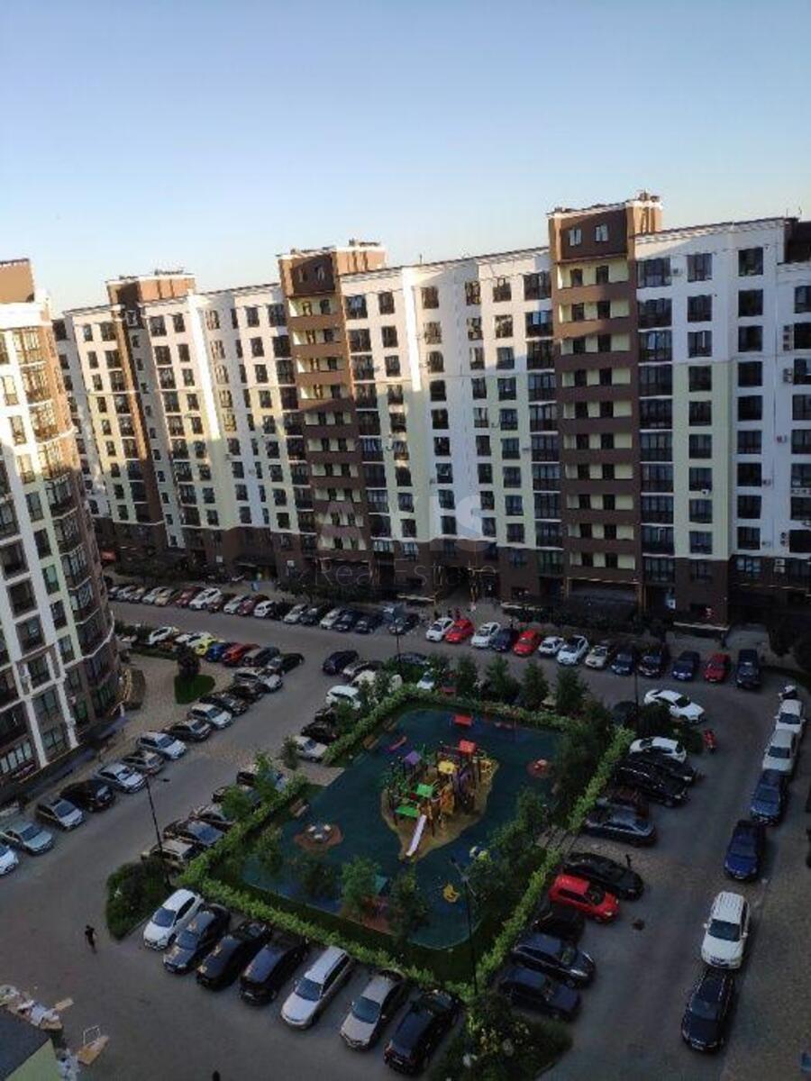 1k apartment vul. Radystiv 3212
