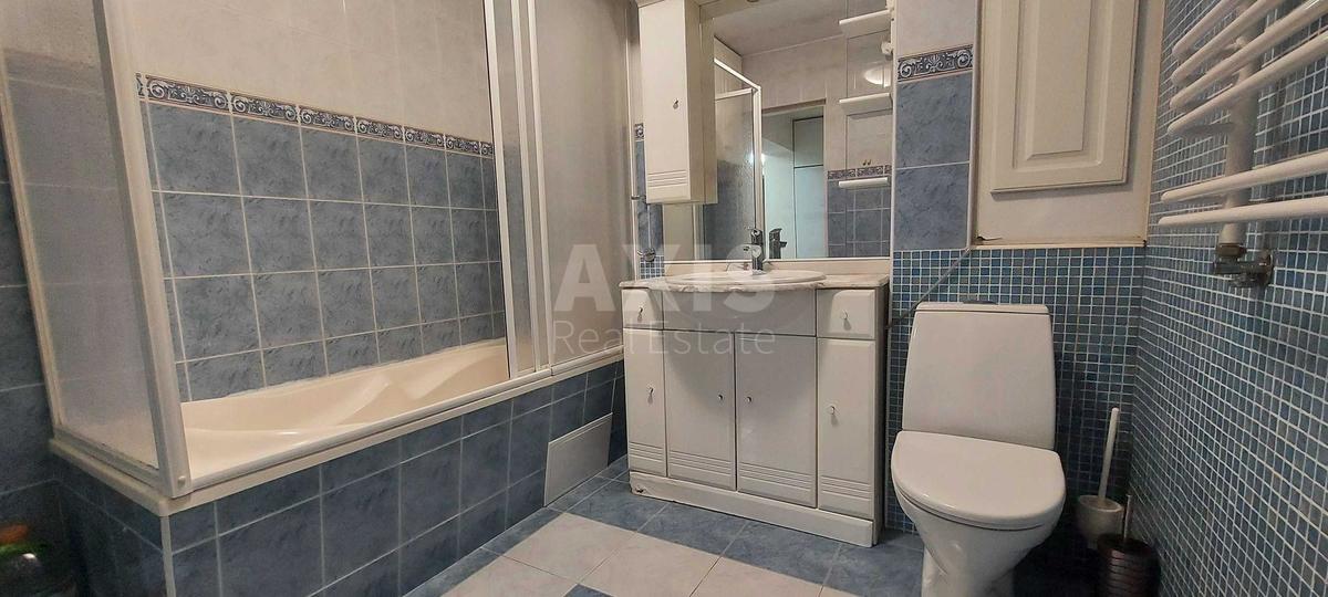 4k apartment vul. Dovzhenka 14/13