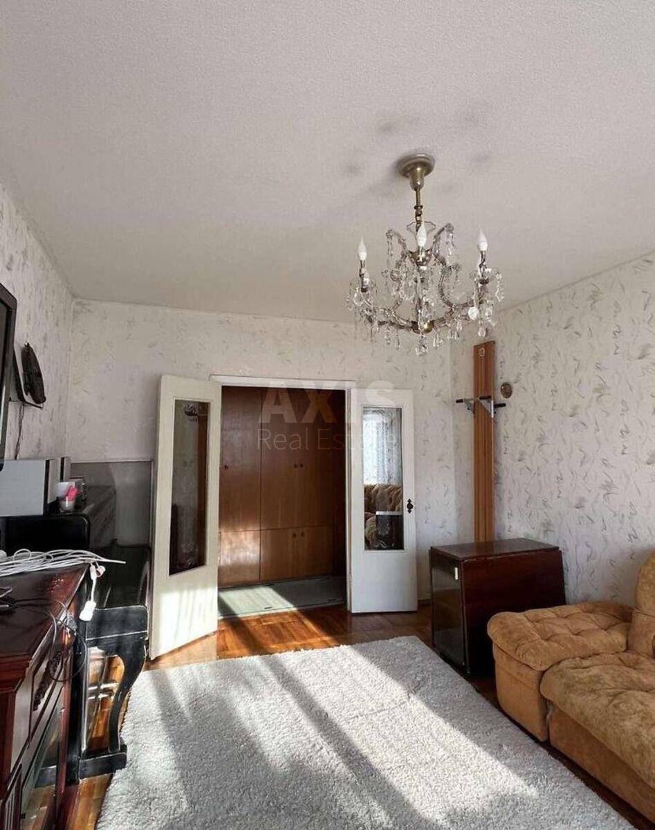 3k apartment vul. Grygorovycha-Bars'kogo 75