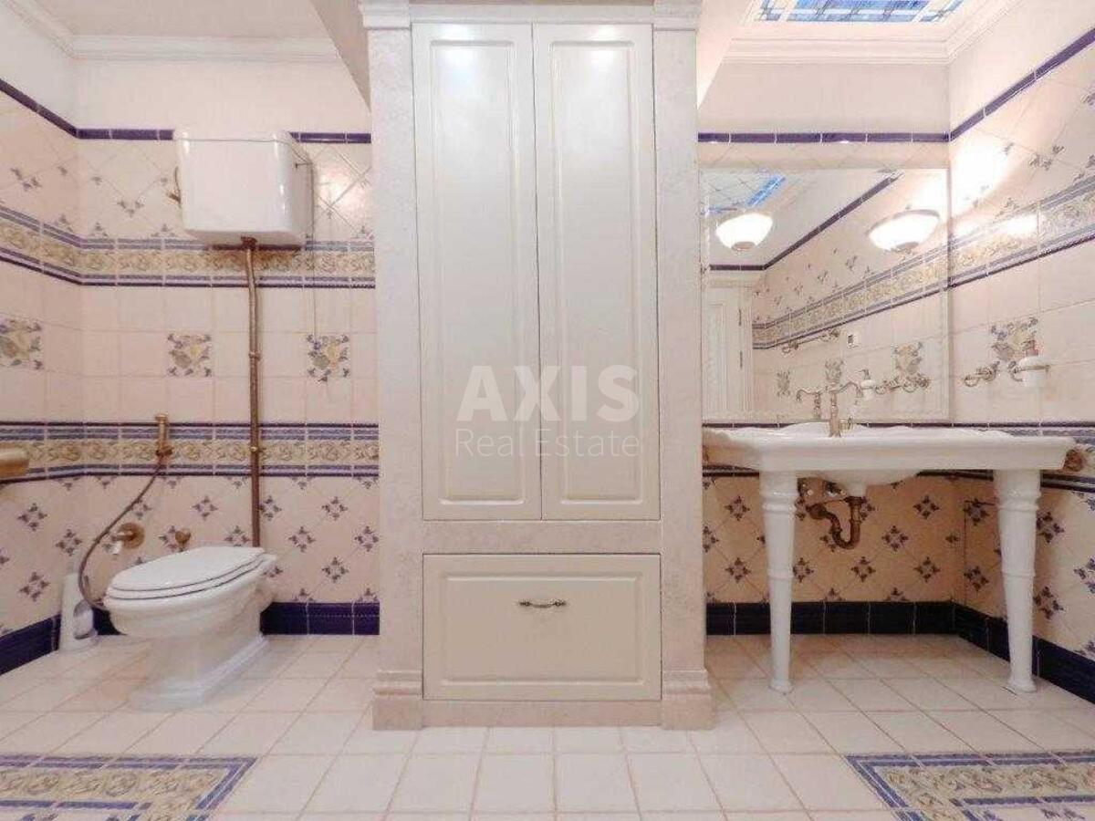 4k apartment vul. Instytuts'ka 182