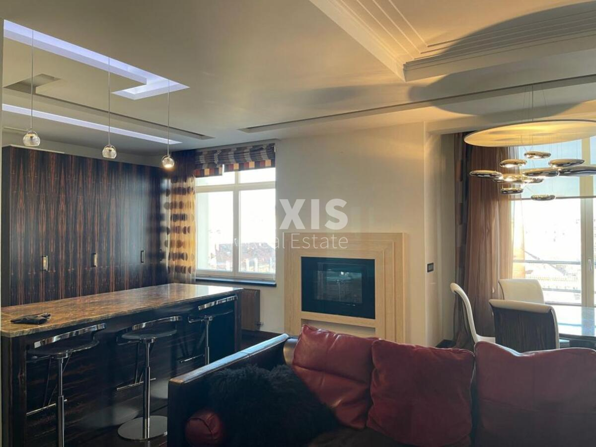 5k apartment vul. Kruglouniversytets'ka 3-54