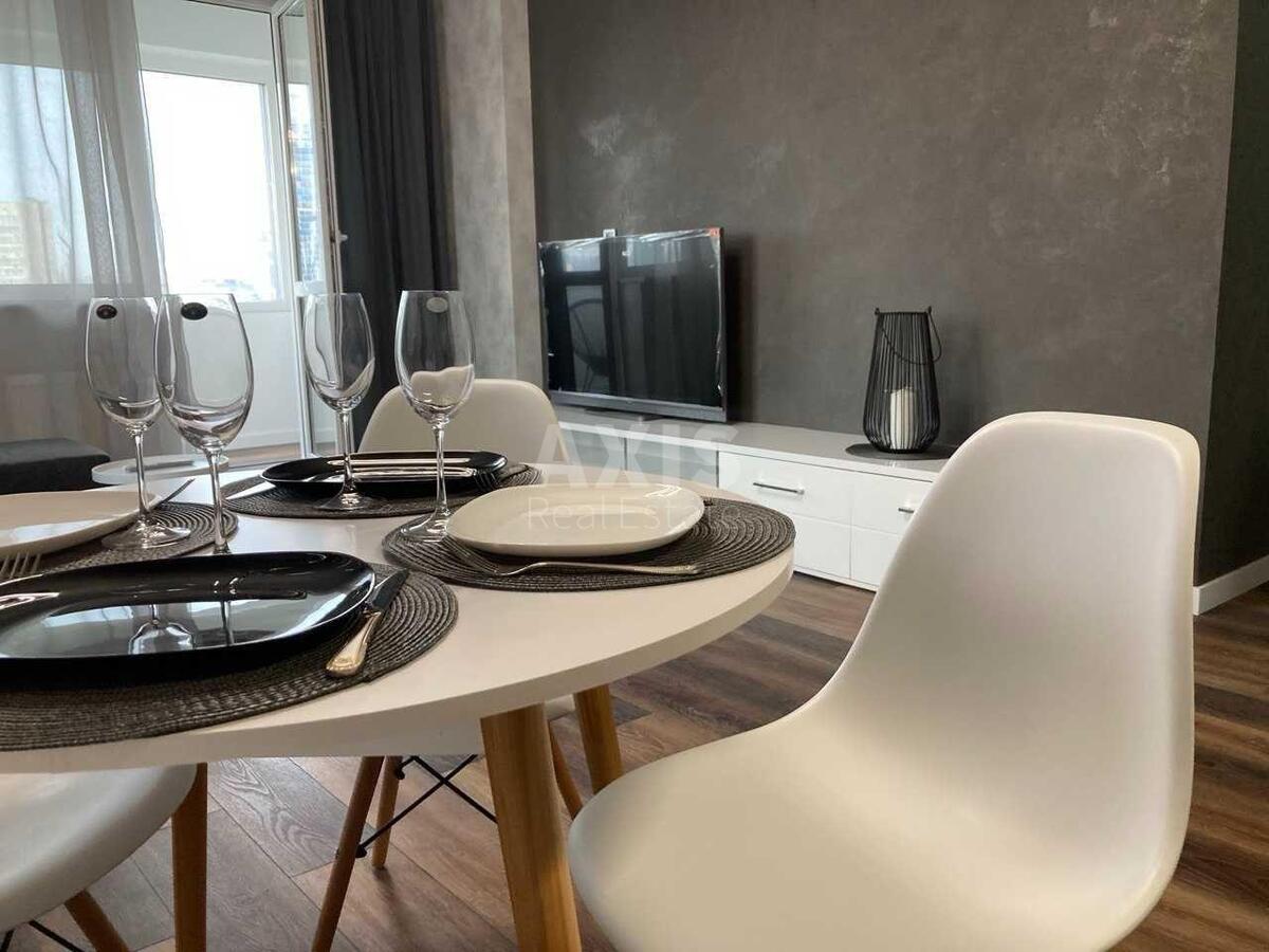 1k apartment vul. Zlatoustivs'ka 27624952