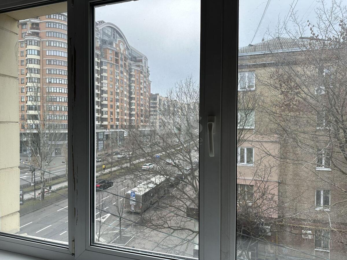 2к квартира бул. Леси Украинки 165