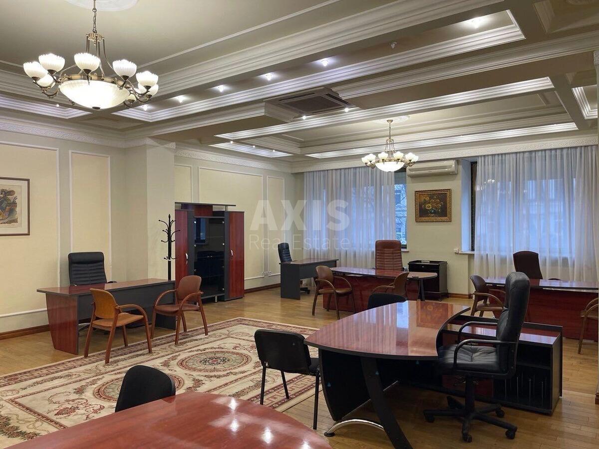 Office vul. Ljuterans'ka 28/19, 180m2