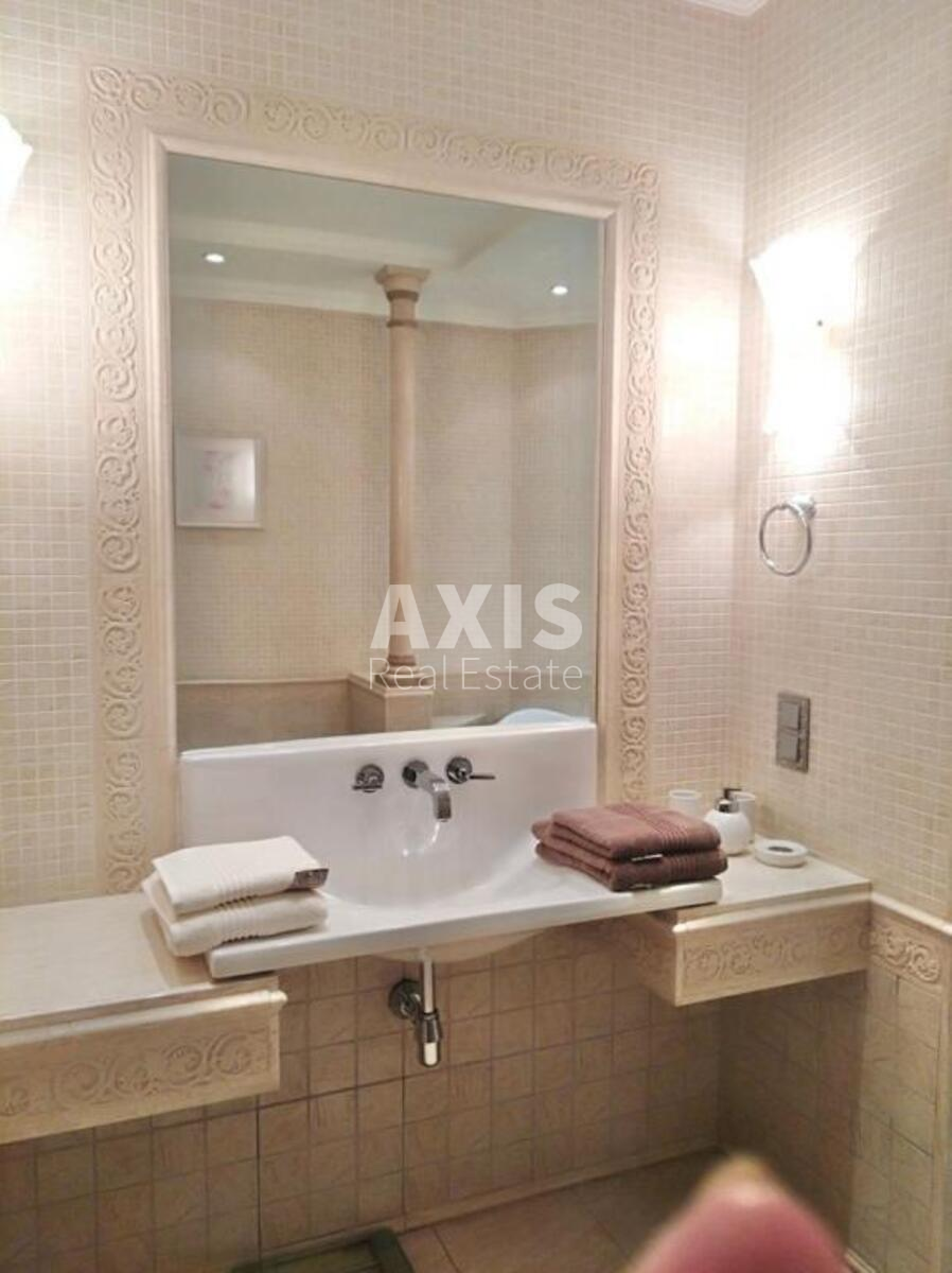 3k apartment vul. Jevgena Konoval'cja 36б4