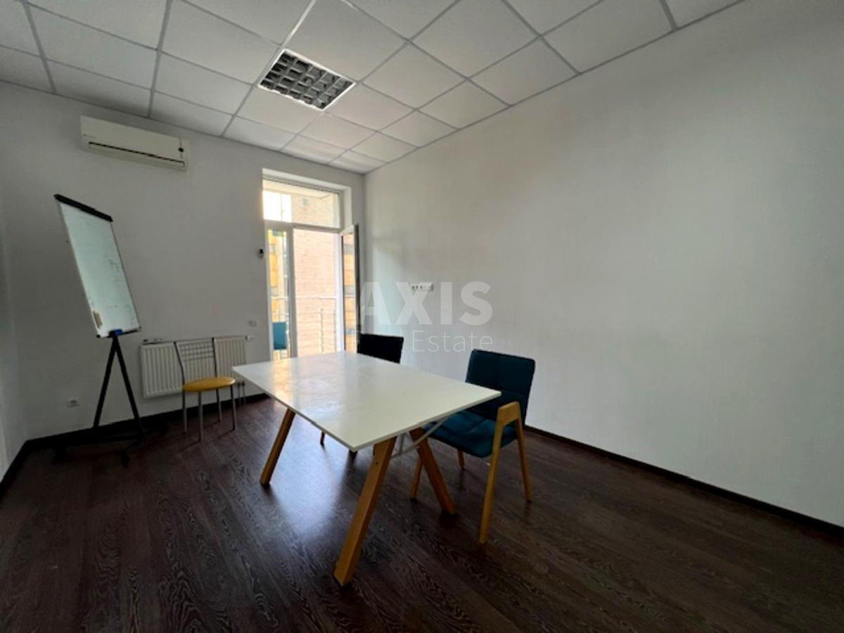 Office vul. Filatova Akademika 2/1, 102m2634113