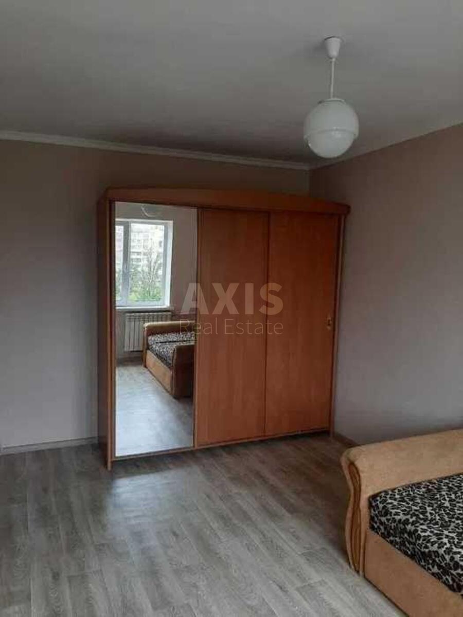 1к квартира пр-т Оболонский 15Б