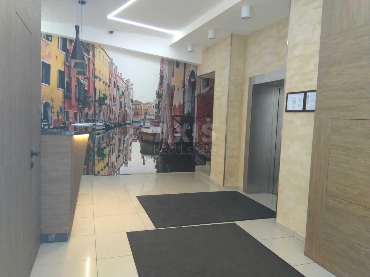 Office vul. Verhnij Val 2, 237m2585871