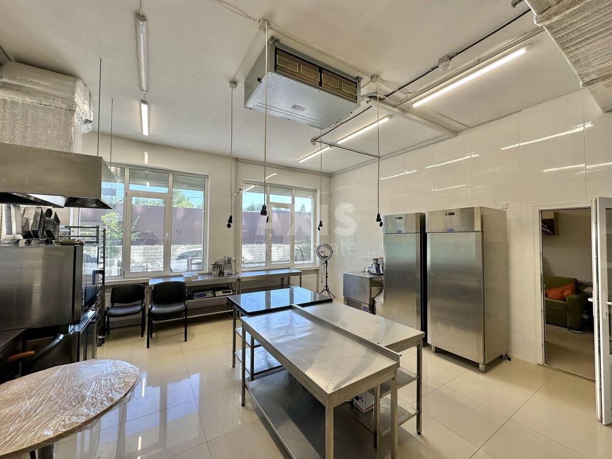 Объект торговли ул. Писаржевского Академика 8А, 63м262964