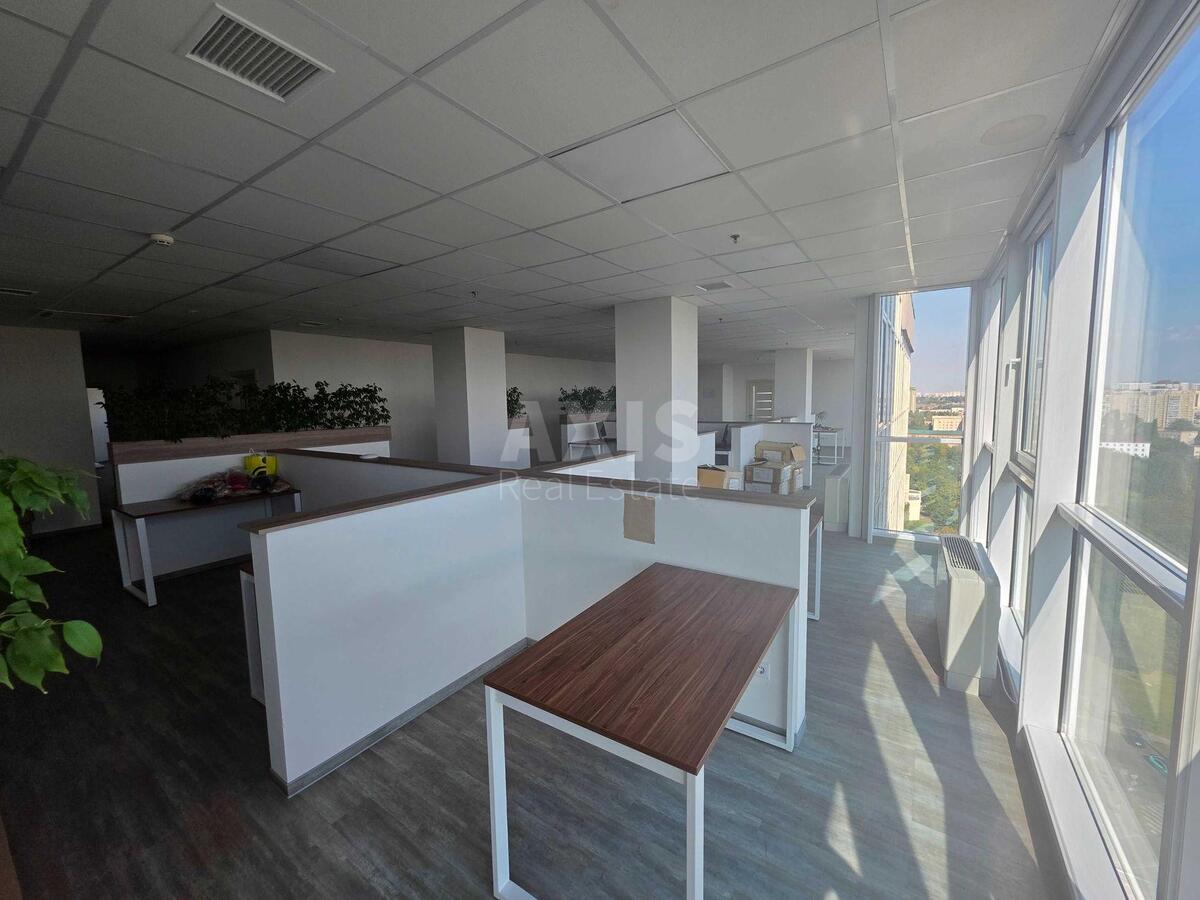Office pr-t Golosii'vs'kyj 132, 8800m259094