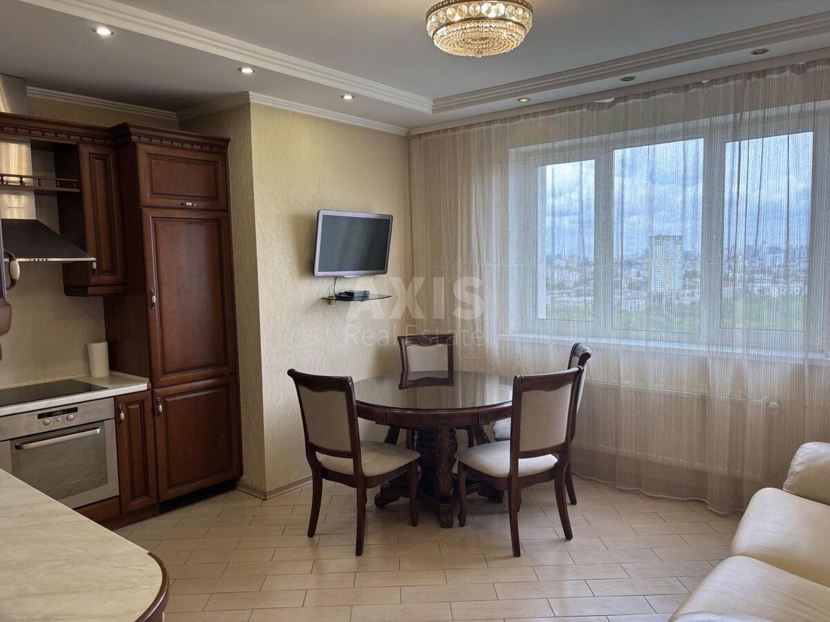 2k apartment vul. Geroi'v Oborony 10А0