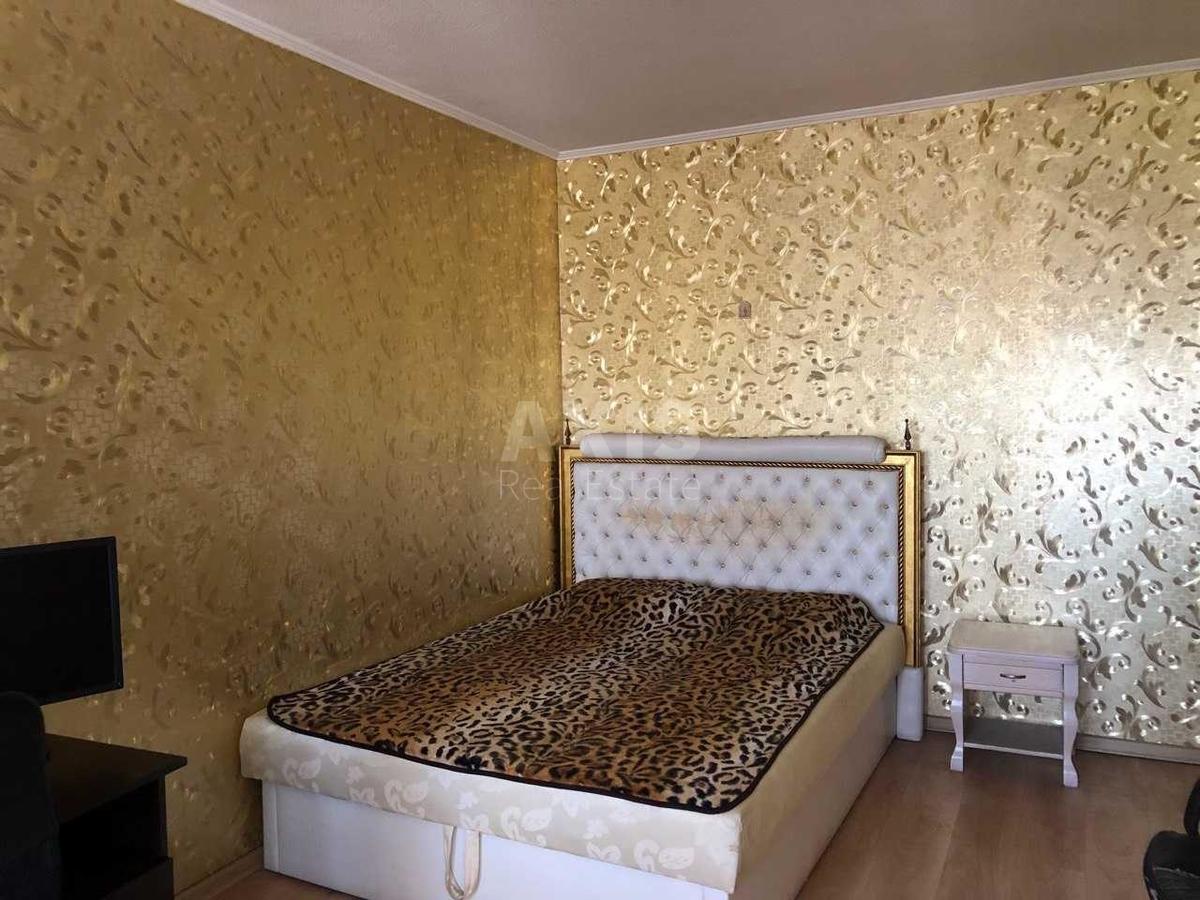 2k apartment vul. Bal'zaka Onore de 20А5