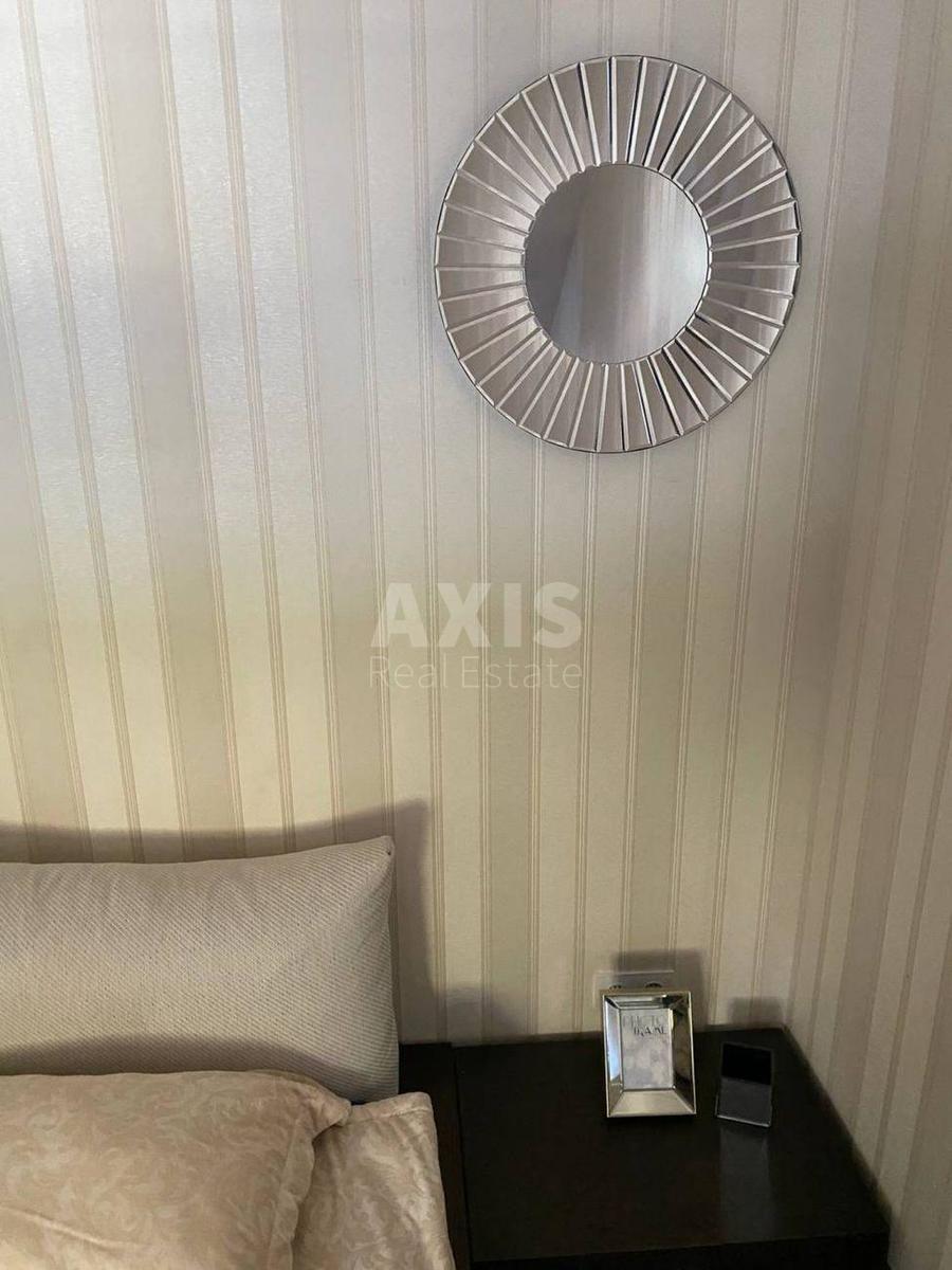 3k apartment vul. Vozdvyzhens'ka 227