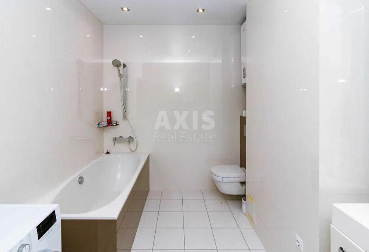 3k apartment vul. Dragomyrova Myhajla 181