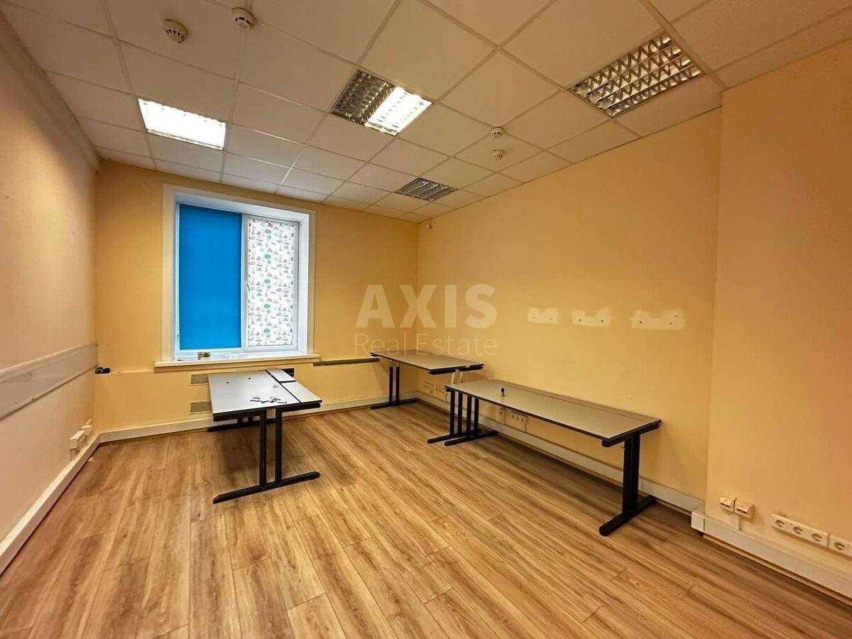 Объект торговли ул. Цитадельная 6, 240м26