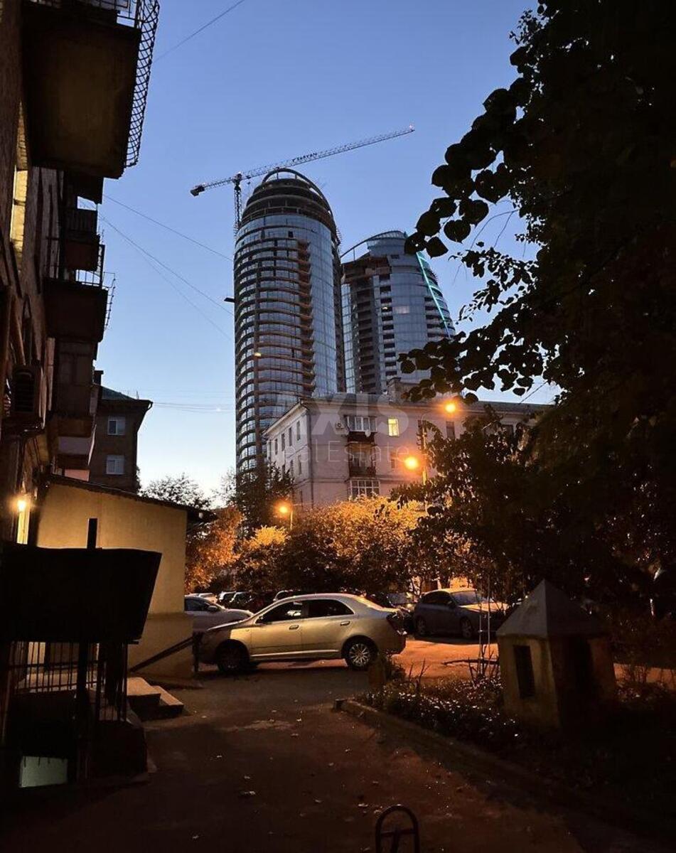 2k apartment vul. Glazunova 4/475990011