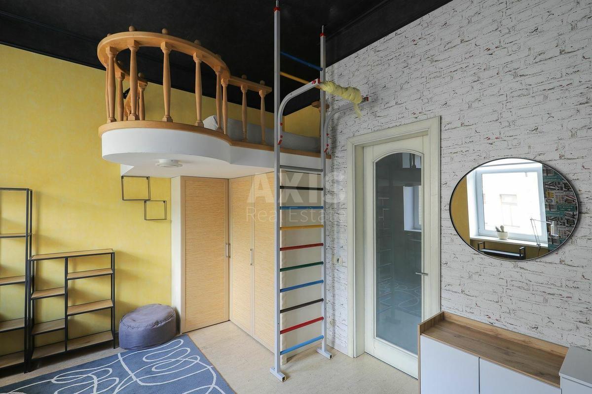 3k apartment vul. Vozdvyzhens'ka 4018