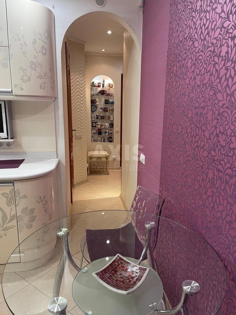 1k apartment vul. Fuchyka Juliusa 81