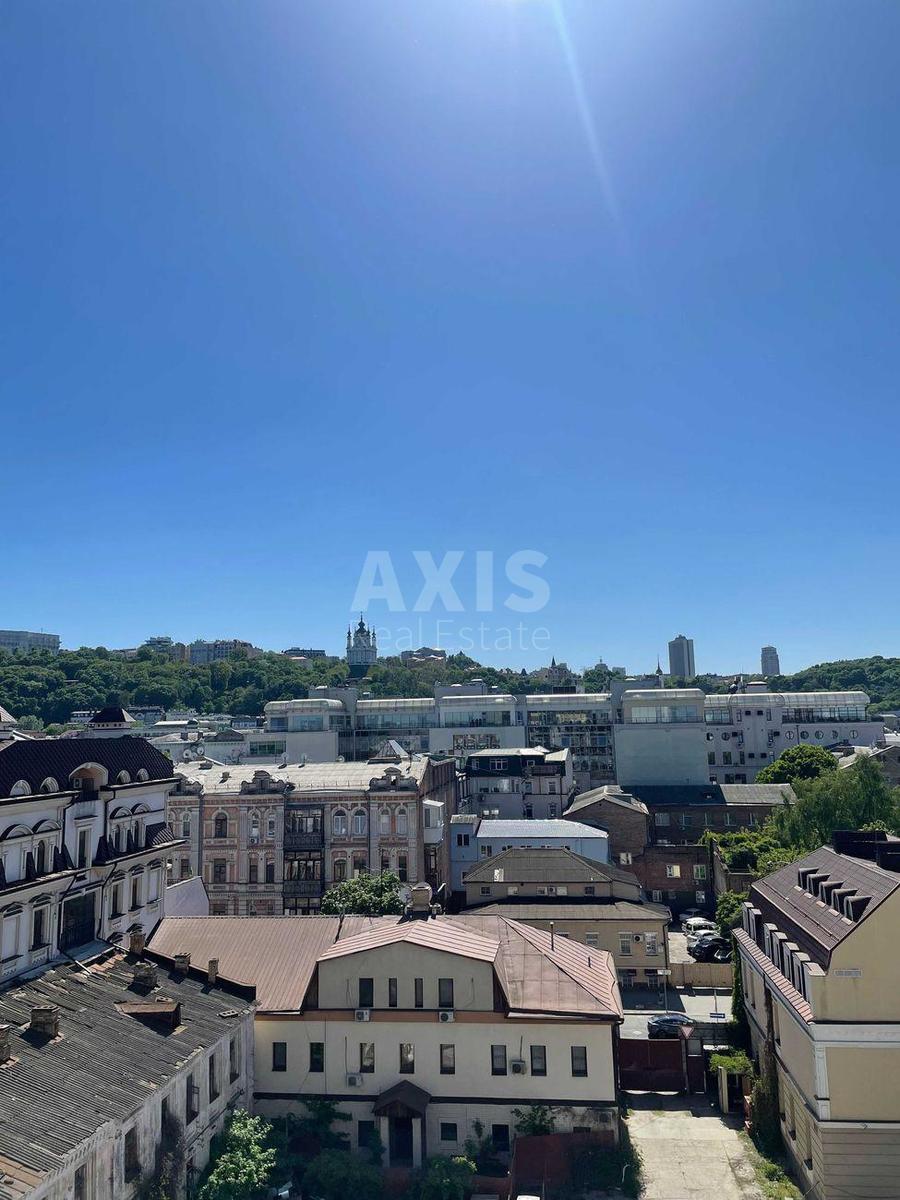 3k apartment vul. Naberezhno-Hreshhatyc'ka 214