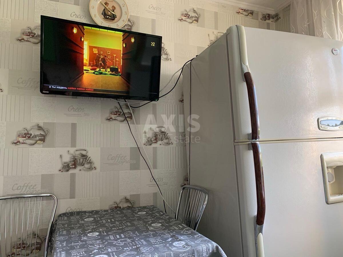 2к квартира пр-т Голосеевский 1081