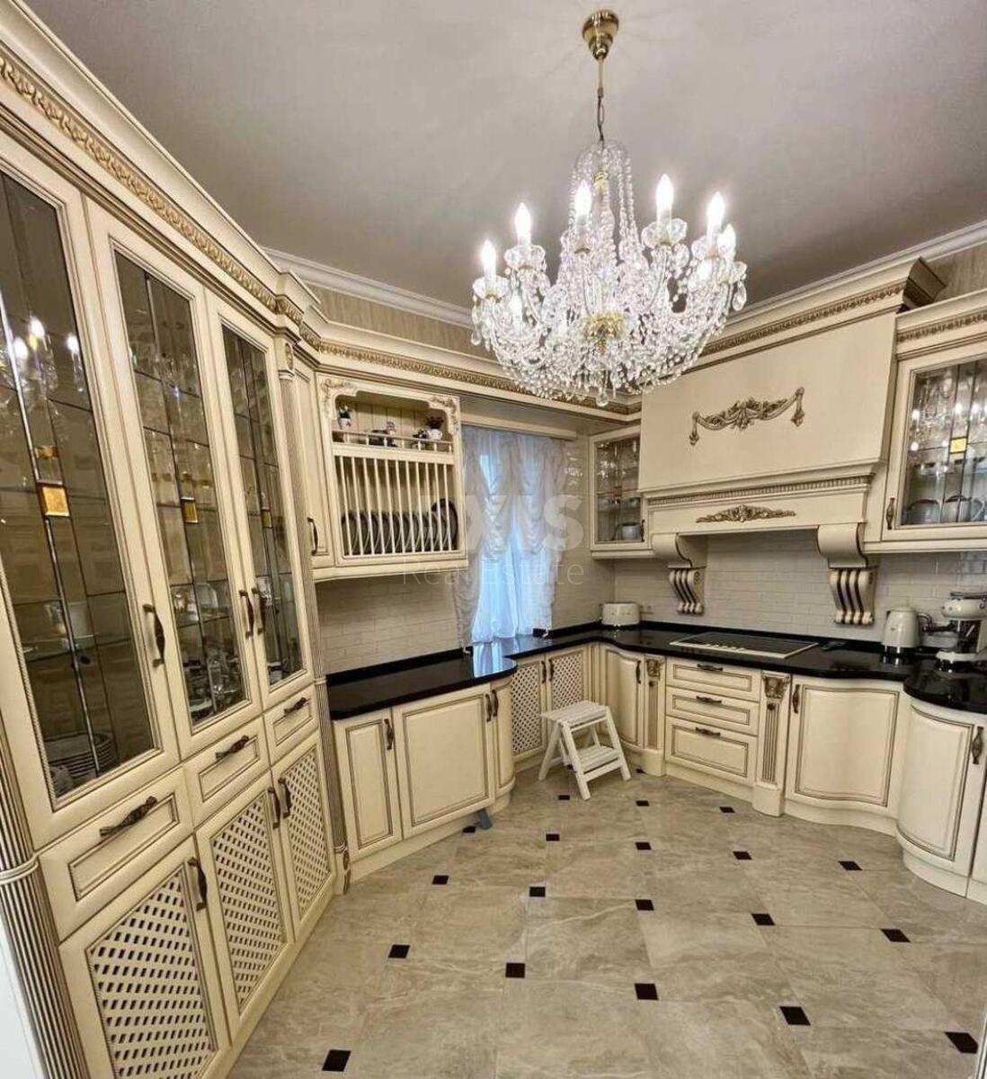 4k apartment vul. Strutyns'kogo Sergija 20