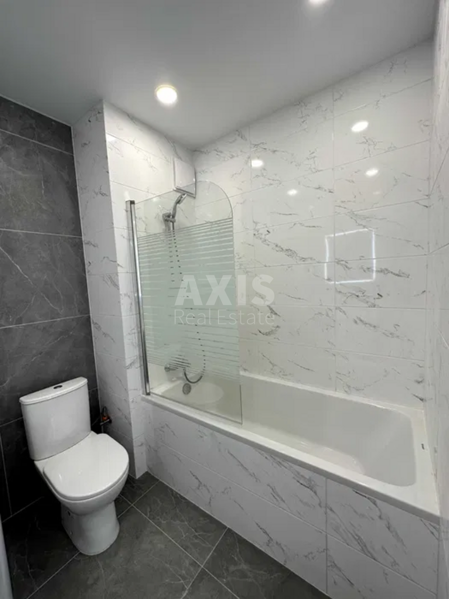 1k apartment pr-t Yevropeyskoho Soyuzu 19248734