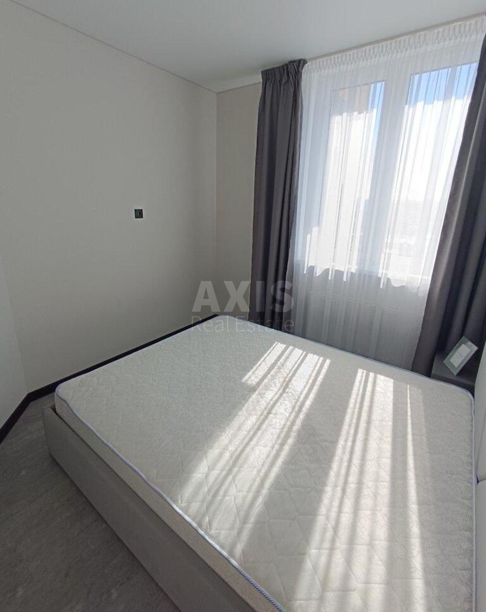 1k apartment prov. Baltijs'kyj 22/255