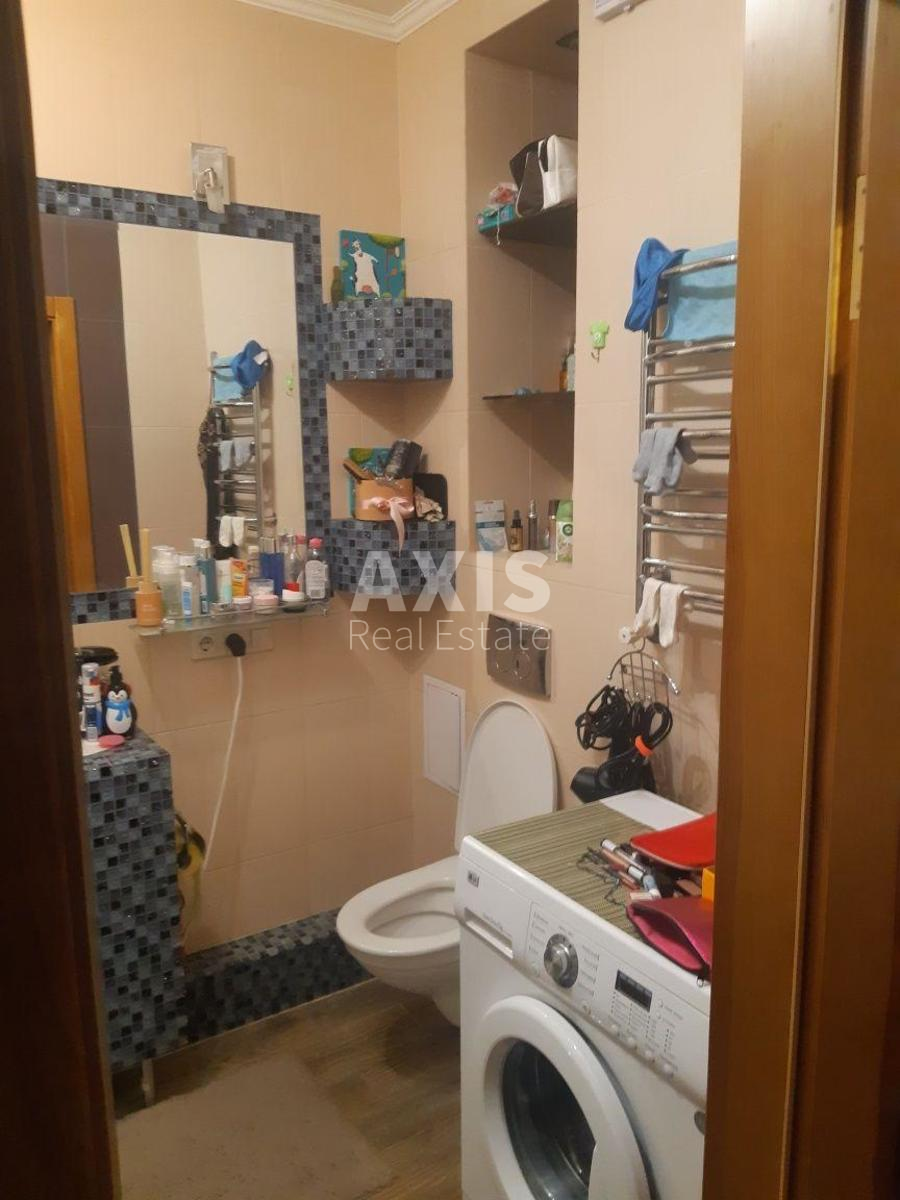 2k apartment vul. Krakivs'ka 13А9