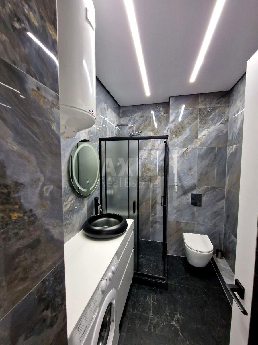 2k apartment bul. Ryl's'kogo Tadeja 5625758