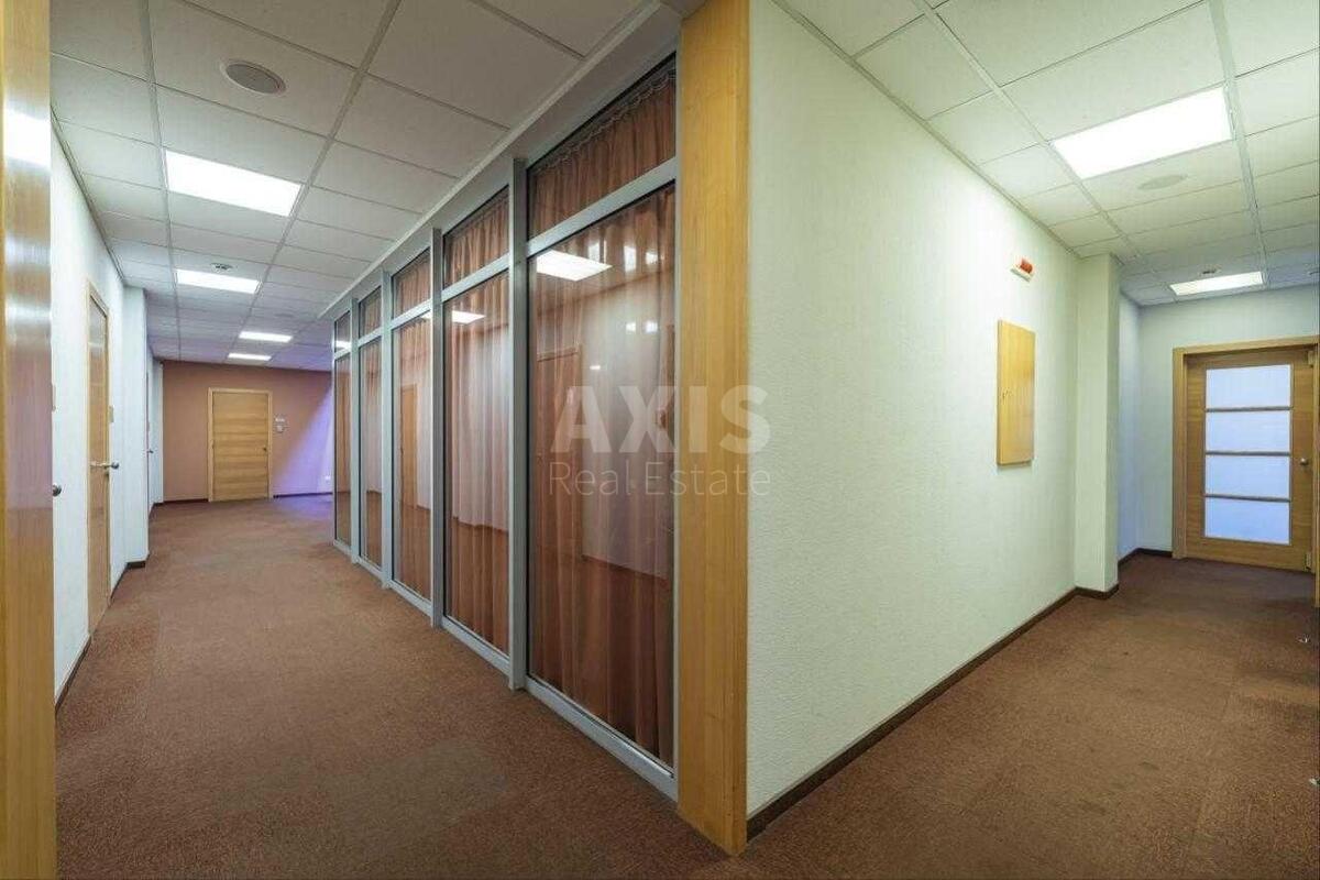 Office vul. Degtjarivs'ka 33Б, 680m2572467