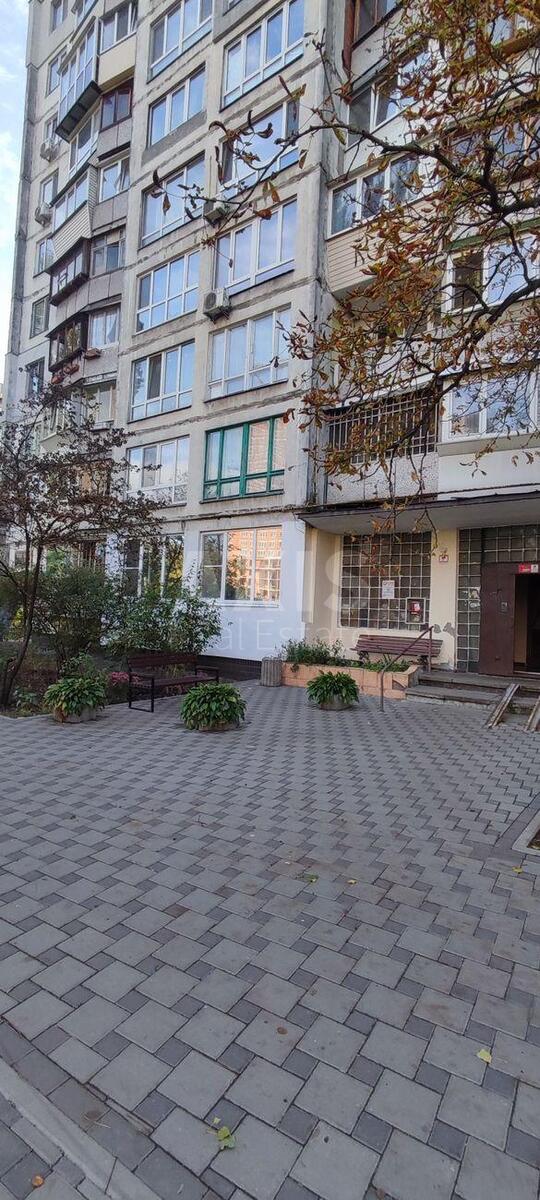 1k apartment vul. Entuziastiv 276173412