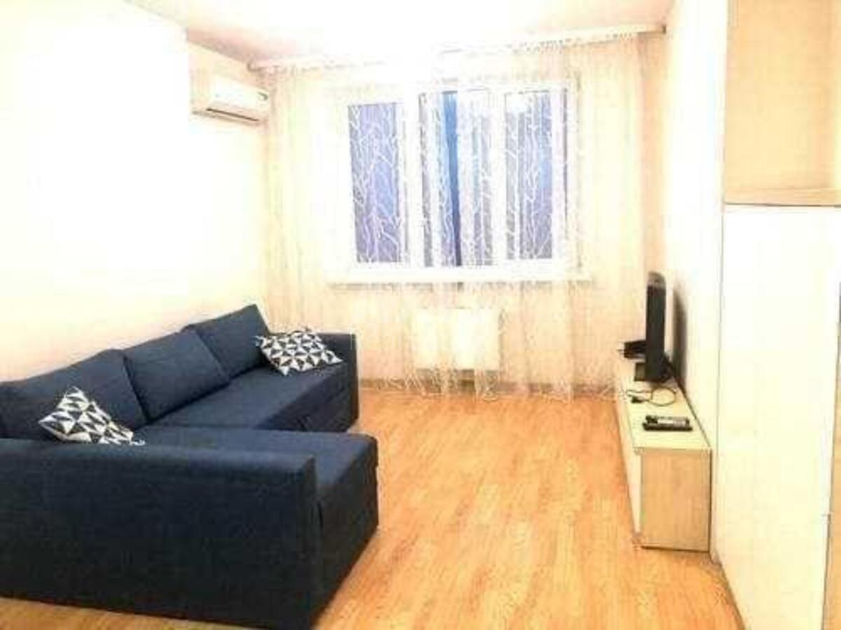 2к квартира ул. Феодосийская 3В619090