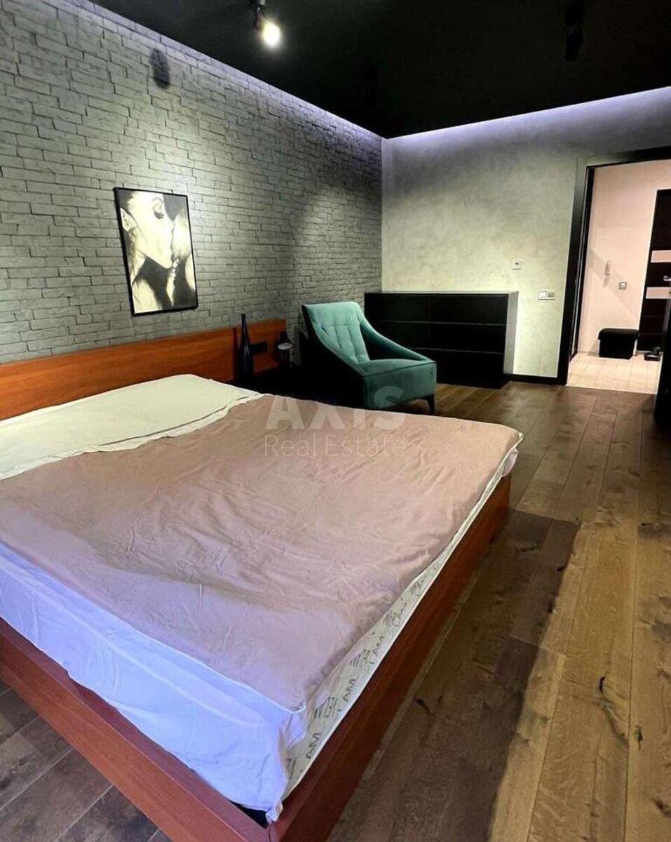 1k apartment vul. Regeneratorna 4, корп. 24