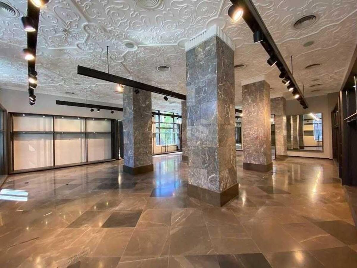 Trade object vul. Hreshhatyk 23, 2000m2621364